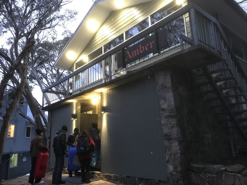 Eldorado VIC Accommodation Sunshine Coast