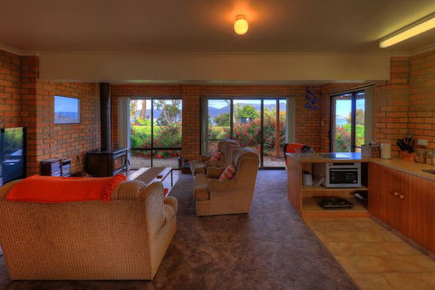 Sea Change Safety Cove - Accommodation Sunshine Coast 3