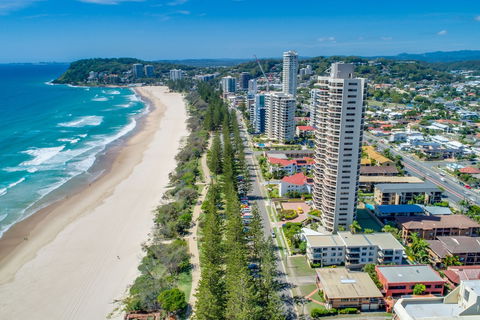 Burleigh Esplanade Apartments - Accommodation Sunshine Coast 2