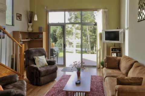 Ulverstone River Retreat - Accommodation Sunshine Coast 6