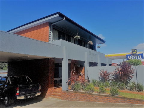 Mahogany Motel - Accommodation Sunshine Coast 0