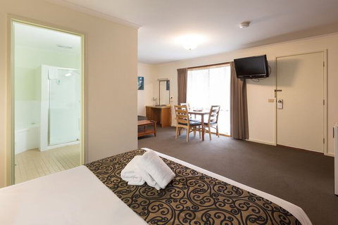 Advance Motel - Accommodation Sunshine Coast 4