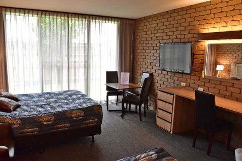 Strzelecki Motor Lodge - Accommodation Sunshine Coast 5