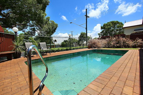 Garden City Motor Inn - Accommodation Sunshine Coast 3