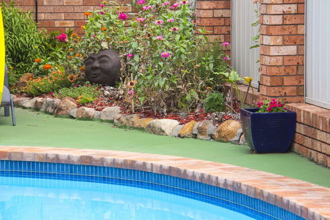 Crescent Motel - Accommodation Sunshine Coast 5