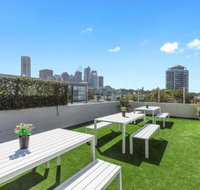 City Resort Hostel - Accommodation Sunshine Coast