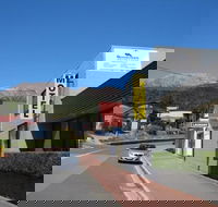 Queenstown Motor Lodge - Accommodation Sunshine Coast