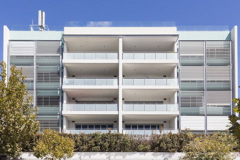 Gallery Serviced Apartments - Accommodation Sunshine Coast 0