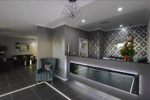 Aastro Dish Motor Inn - Accommodation Sunshine Coast 0