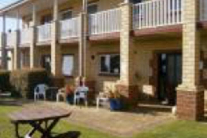 South West WA Accommodation Sunshine Coast