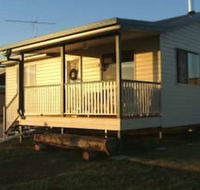 Lee Farm Stay Cottages - Accommodation Sunshine Coast