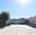 Hillview Motel - Accommodation Sunshine Coast