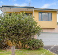 Fabulous Townhouse at the Famous Smiths Beach - Accommodation Sunshine Coast