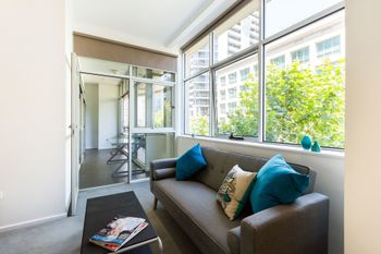 Vance 2Bdr Melbourne Apartment - Accommodation Sunshine Coast 6