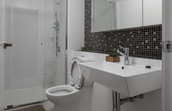 Roomerang At Madison Tower 19 - Accommodation Sunshine Coast 1