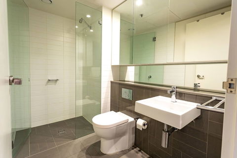 STAY&CO Serviced Apartments - Walker - Accommodation Sunshine Coast 4