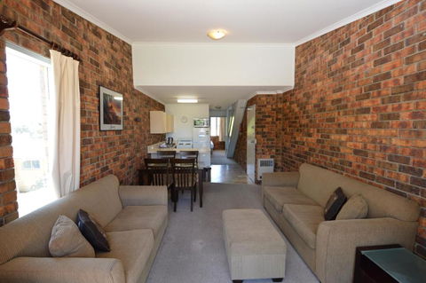 Ellswood 5 - Accommodation Sunshine Coast 5