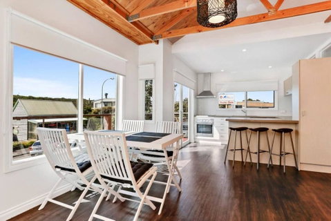 Port Central No 2 - Accommodation Sunshine Coast 4