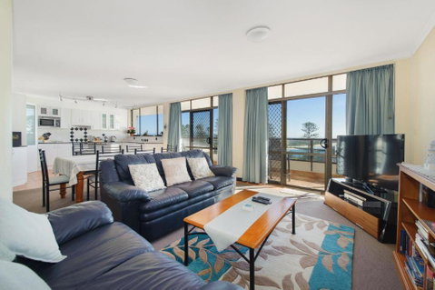 Akuna 23 6 Joffre Street - Accommodation Sunshine Coast 1
