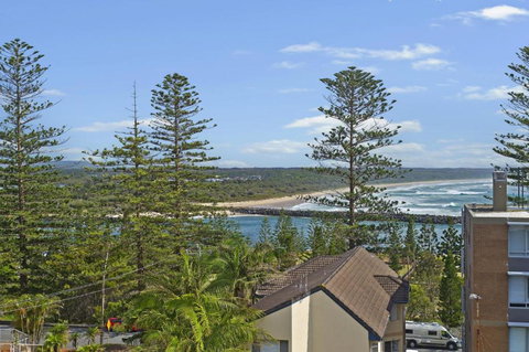 Akuna 20 6 Joffre Street - Accommodation Sunshine Coast 2