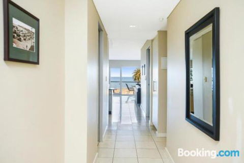 Bayline Beachfront Apartment No 4 - Accommodation Sunshine Coast 0