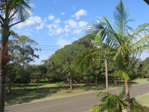 Cabenay 3 VIEWS ACROSS THE PARK - Accommodation Sunshine Coast 5