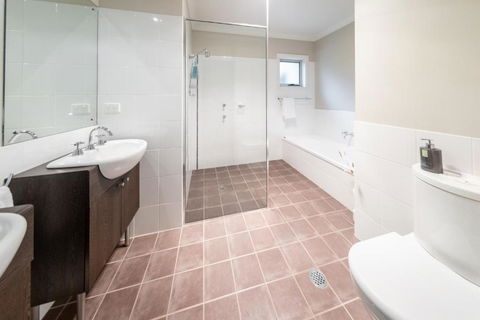 RUST - Accommodation Sunshine Coast 5