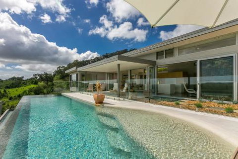 The Springs - Accommodation Sunshine Coast 2