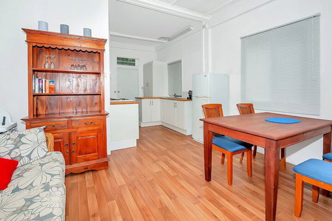 Easy Going Holiday Unit On McKenzie MK6 - Accommodation Sunshine Coast 2