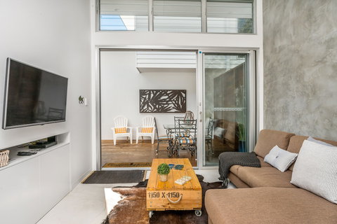 A PERFECT STAY - Studio 9 - Accommodation Sunshine Coast 4