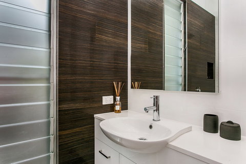 A PERFECT STAY - Studio 9 - Accommodation Sunshine Coast 3