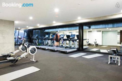 An Exquisite 2BR Apt With Stunning City Views - Accommodation Sunshine Coast 1