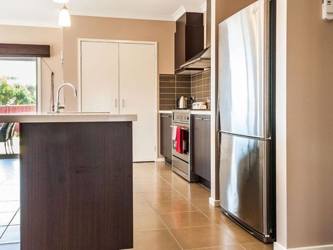 Valencia - Accommodation Sunshine Coast 5