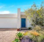 Blue Waves - Accommodation Sunshine Coast