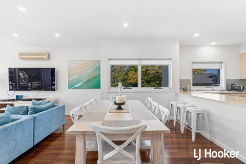 Amazing Sunrises From Your Balcony - Accommodation Sunshine Coast 5