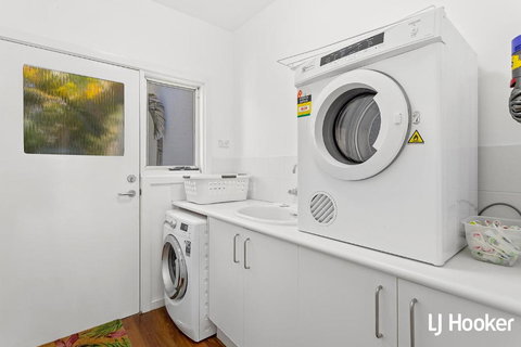 Amazing Sunrises From Your Balcony - Accommodation Sunshine Coast 4