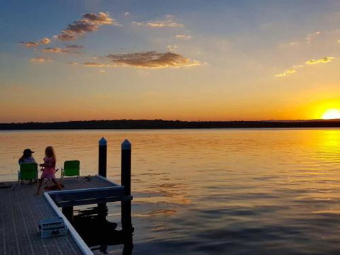 ESTUARY HOUSE Basin View 4pm Check Out Sundays - Accommodation Sunshine Coast 3