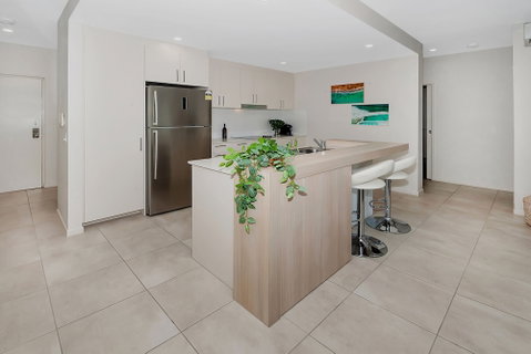 Apartment Near City On Lake 3 - Accommodation Sunshine Coast 6