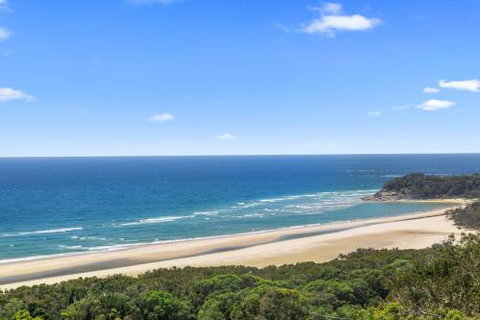 Tramican Street House - Accommodation Sunshine Coast 1