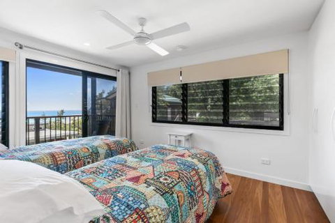 Tramican Street House - Accommodation Sunshine Coast 4