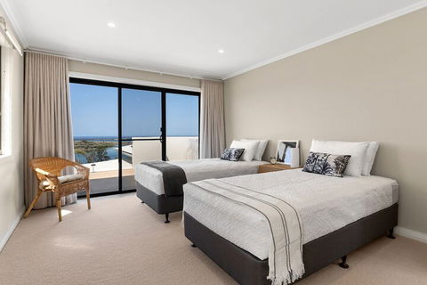 Shawhaven - Accommodation Sunshine Coast 4