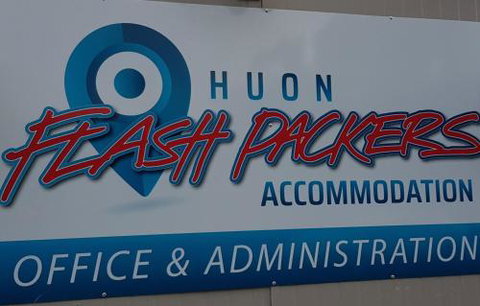Huon Flash Packers - Accommodation Sunshine Coast 0