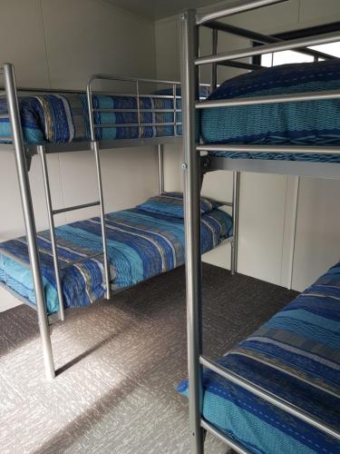 Huon Flash Packers - Accommodation Sunshine Coast 2