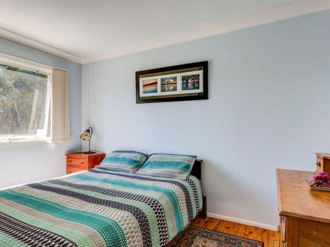 SORRENTO LAKESIDE Sanctuary Point 4pm Check Out Sundays - Accommodation Sunshine Coast 6