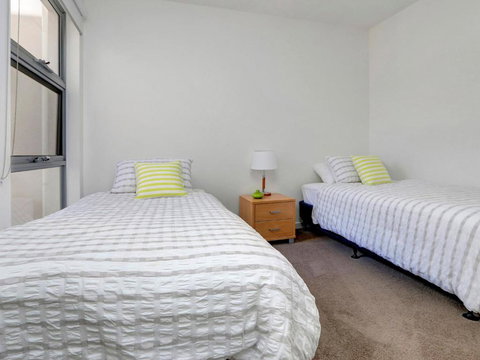 Rosalea By The Bay - Accommodation Sunshine Coast 1