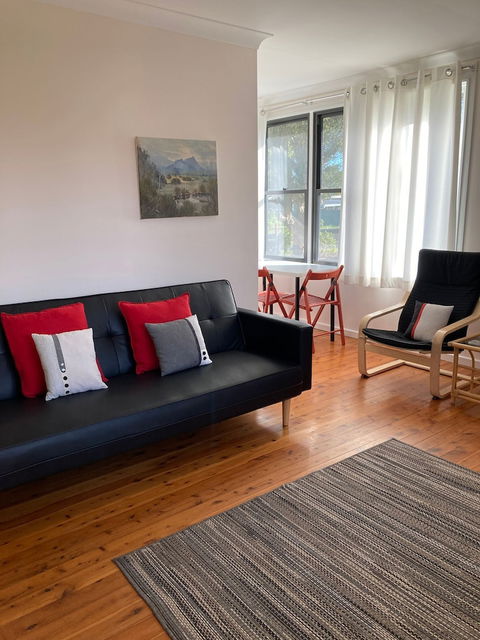 Hamlet House - Accommodation Sunshine Coast 6