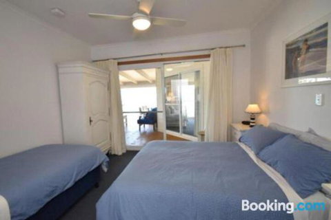 Miramar At Penneshaw KI - Accommodation Sunshine Coast 2