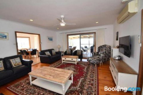 Miramar At Penneshaw KI - Accommodation Sunshine Coast 6