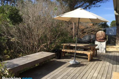3 Anderson Avenue Sandy Point - Accommodation Sunshine Coast 2