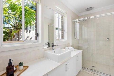 Rosebud Seaside Accommodation - Accommodation Sunshine Coast 1